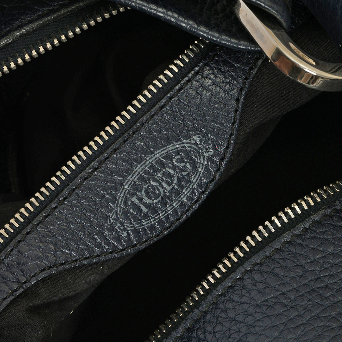 Milky Hobo Bag One Size