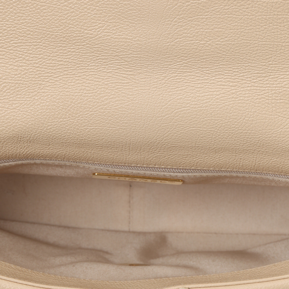 19 Medium Crochet Flap Bag (Limited Edition)